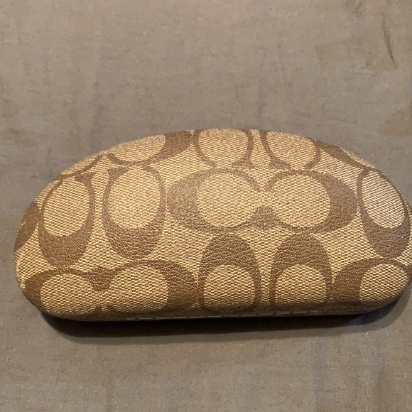 Coach Rhinestone sunglasses 🕶 w/original case - Picture 6 of 6